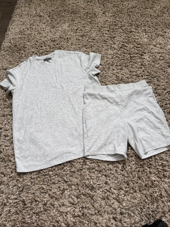 LOFT Other - Light Gray Ribbed Short Sleeve Pajama Set